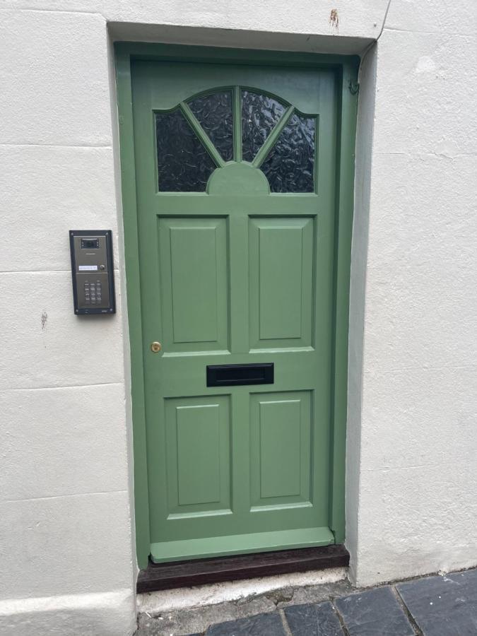 Plymouth Barbican Boutique Luxury Apartment Exterior foto